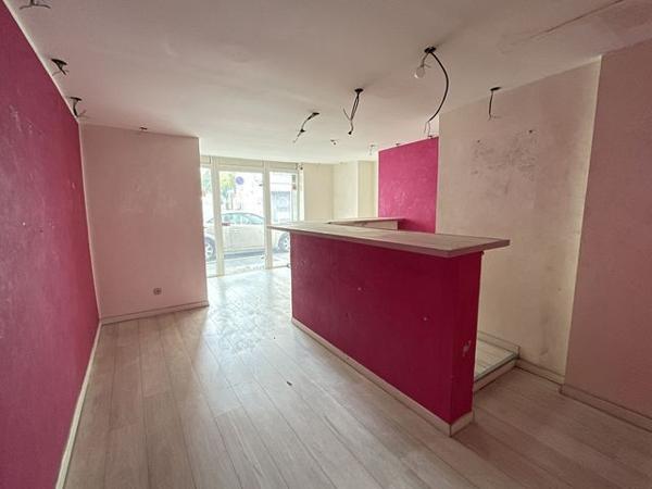 Location Local commercial 1 pièce 31.43 m² - 134 BOULEVARD MARECHAL JOFFRE Toulon Cedex 83000