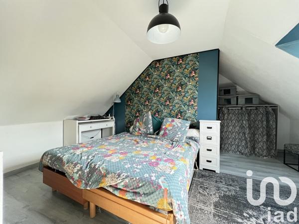 Maison 8 pièces de 170 m² à La Suze-sur-Sarthe (72210)