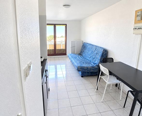 11210 PORT LA NOUVELLE A LOUER STUDIO MEUBLE PORT LA NOUVELLE