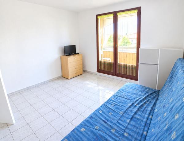 11210 PORT LA NOUVELLE A LOUER STUDIO MEUBLE PORT LA NOUVELLE