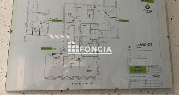 À vendre Local commercial 243 m² - Rennes 35000