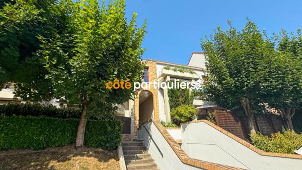 Location Appartement94,84 m² - 5 Pièces - ETIOLLES (91450)