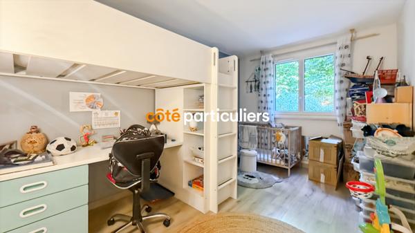 Location Appartement94,84 m² - 5 Pièces - ETIOLLES (91450)