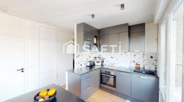 SUPERBE DUPLEX A BÉCON EN DERNIER ÉTAGE AVEC EXTÉRIEUR