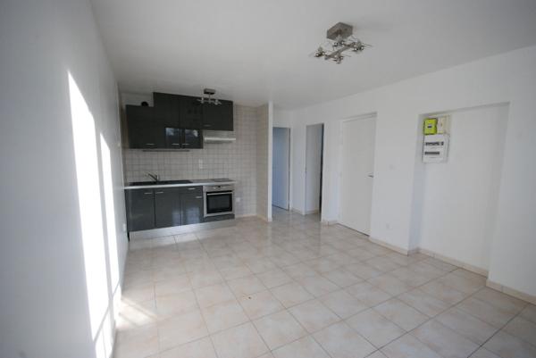 Appartement Chevry Cossigny 2 pièce(s) 33.73 m2