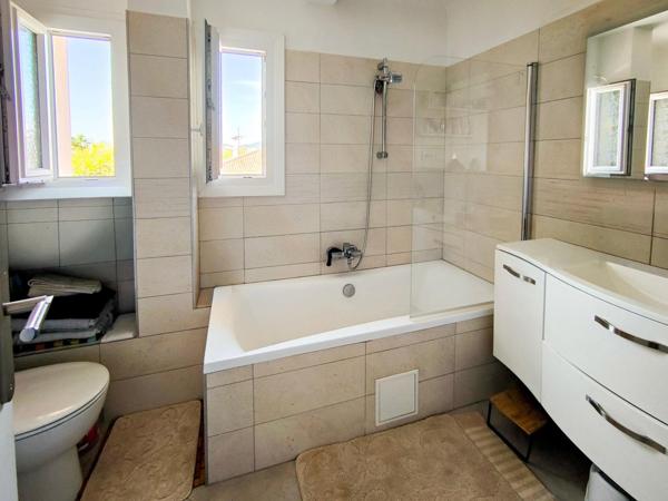 Appartement à FREJUS, 83600 - 3 pièces 67m²