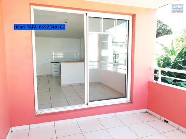 A vendre ce bel et grand appartement de type F3 avec vue mer, terrasse et parking