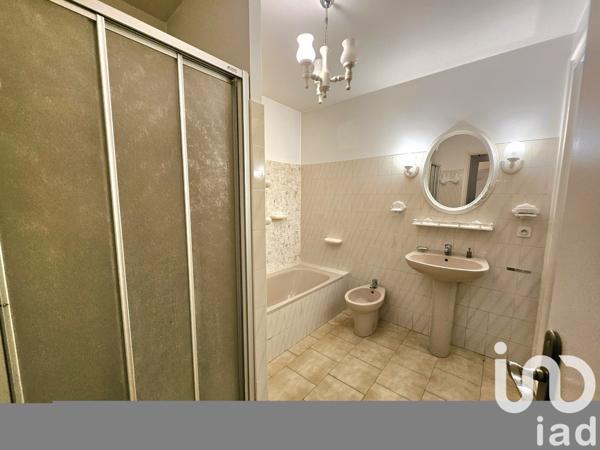 Appartement 4 pièces de 97 m² à Sanary-sur-Mer (83110)