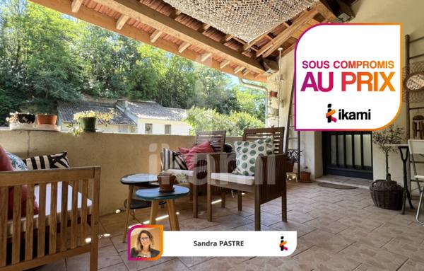 CHÂTEAUNEUF SUR ISÈRE. MAISON DE VILLAGE 4 PIÈCES AVEC TERRASSE ET STATIONNEMENT