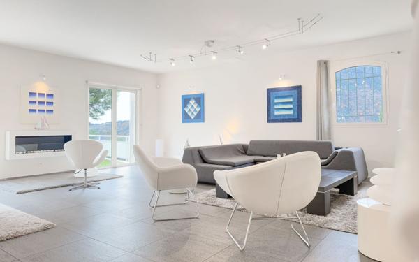 Maison à vendre    5 pièces •  Saint-Martin-du-Var