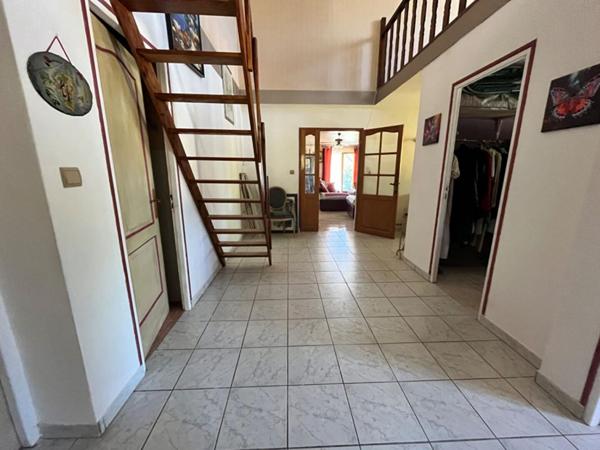 Maison de 180 m2 dont 130 m2 de plain-pied