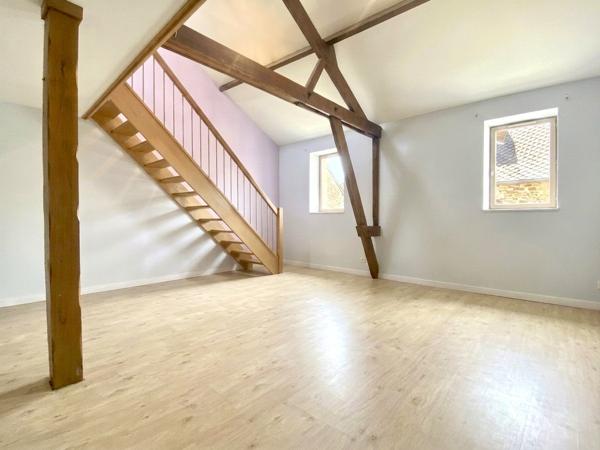 Appartement
         2 pièces
        - 43 m² Exclusivité 55 000 € *