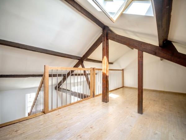 Appartement
         2 pièces
        - 43 m² Exclusivité 55 000 € *