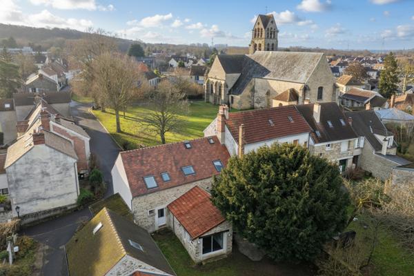 Briis-sous-Forges (91640) Maison de caractère en coeur de Briis-sous-Forges - 175 m2 - jardin arboré