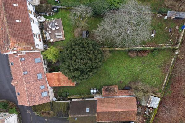 Briis-sous-Forges (91640) Maison de caractère en coeur de Briis-sous-Forges - 175 m2 - jardin arboré