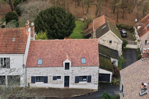 Briis-sous-Forges (91640) Maison de caractère en coeur de Briis-sous-Forges - 175 m2 - jardin arboré