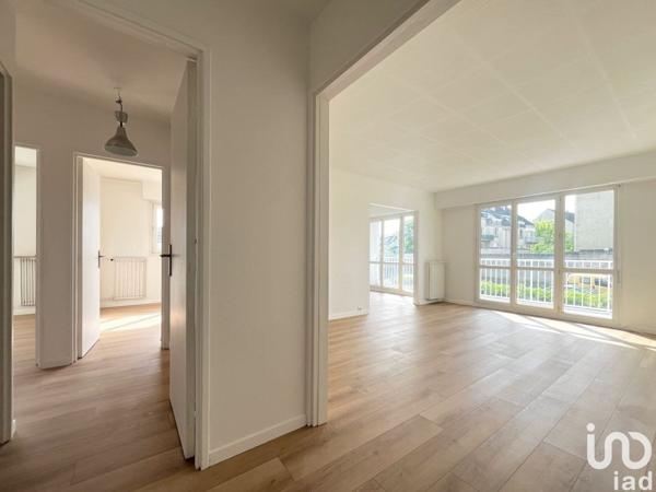 Appartement 4 pièces de 72 m² à Noisy-le-Grand (93160)