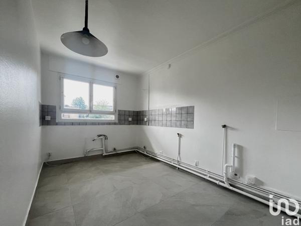 Appartement 4 pièces de 72 m² à Noisy-le-Grand (93160)