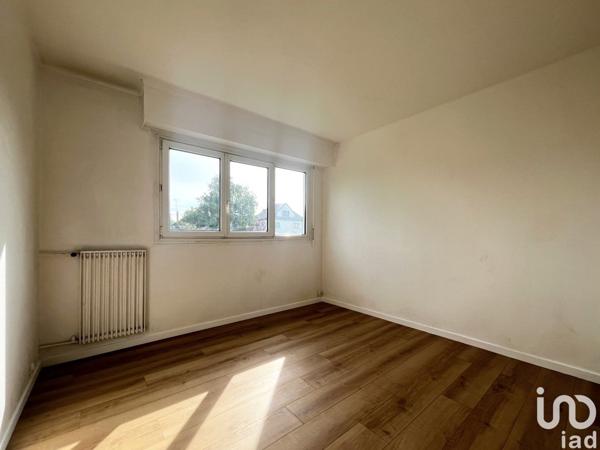 Appartement 4 pièces de 72 m² à Noisy-le-Grand (93160)