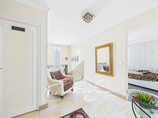 Belle maison en très bon état proche tramway