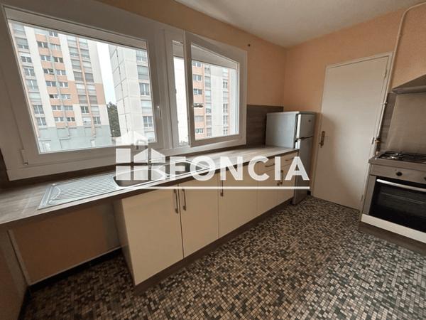 Location Appartement 2 pièces 53.89 m² - ALLEE SABLEE Amiens 80000