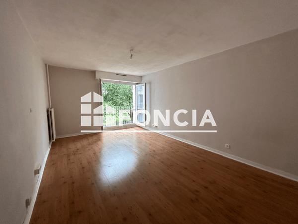 Location Appartement 2 pièces 53.89 m² - ALLEE SABLEE Amiens 80000
