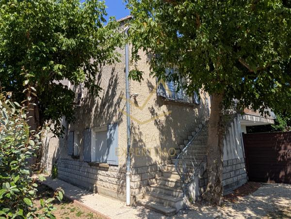 L'Isle-sur-la-Sorgue (84800) Appt de 86m2 + combles aménagés de 53m2 avec jardin et parking privé