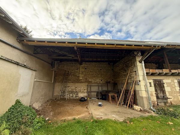 86140 SAINT GENEST D AMBIERE Maison Saint Genest D Ambiere 3 pièce(s) 90 m2