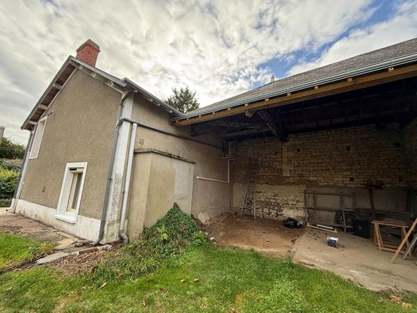 86140 SAINT GENEST D AMBIERE Maison Saint Genest D Ambiere 3 pièce(s) 90 m2