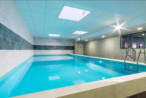 INVESTISSEMENT LOCATIF – Tours – Résidence d'Affaires Nemea Appart'Hôtel Quai Victor Tours Centre - 6,15 % de rentabilité