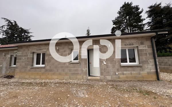 Maison à louer    3 pièces •  Beaufort