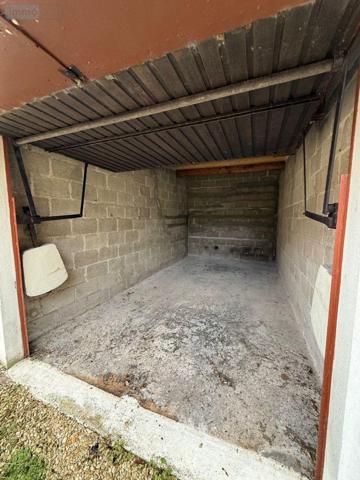 Garage fermé à vendre à Troyes dans l'Aube (10000), ref : 10010/445 rue Simart