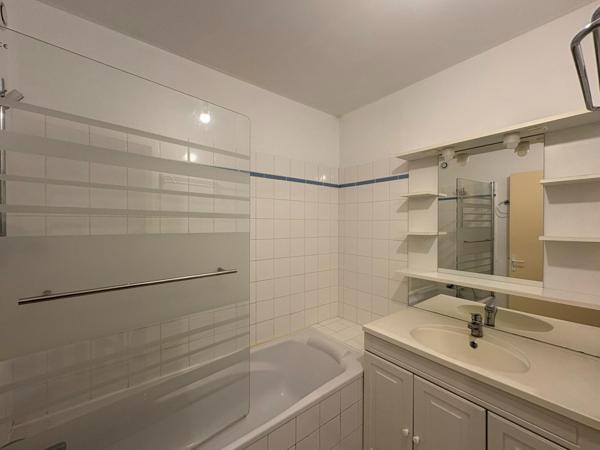 SAINTES, quartier hôpital, coup de cœur assuré pour ce lumineux duplex de type 3