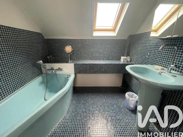 Maison à vendre 8 pièces 197 m² Le Mans