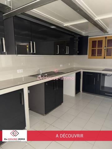 Appartement à louer 4 pièces de 160 m²