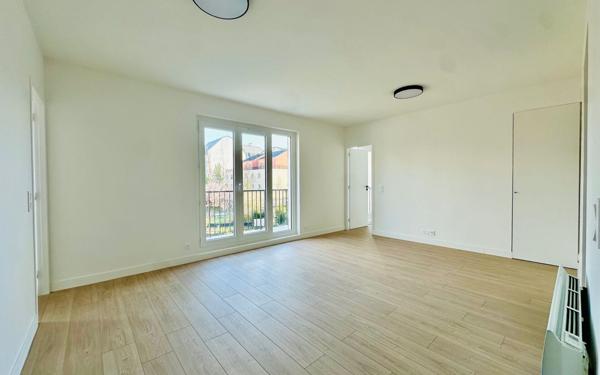 Appartement à louer    3 pièces • 53,14 m2 Créteil