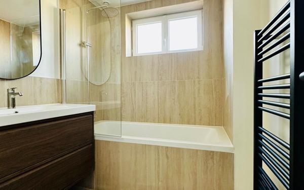 Appartement à louer    3 pièces • 53,14 m2 Créteil