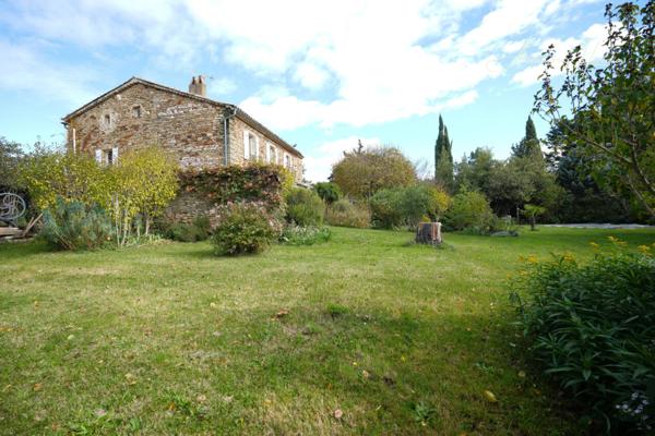 Maison à vendre 6 pièces de 228 m²