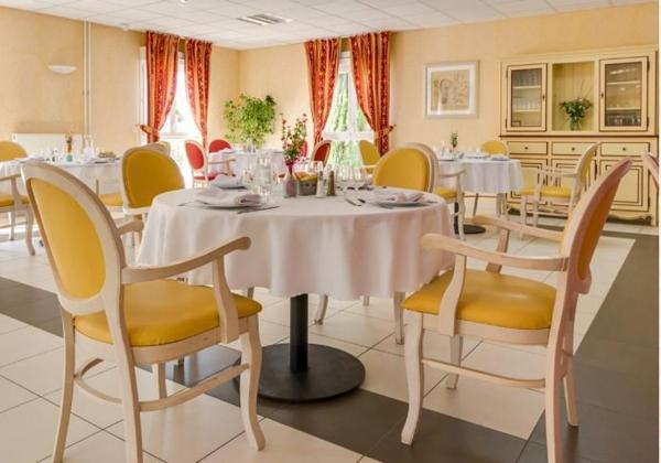 INVESTISSEMENT LOCATIF – SALON DE PROVENCE – Résidence EHPAD L'Amandière - 5,51 % de rentabilité