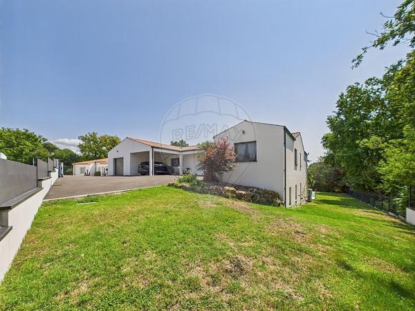 Maison  de luxe en vente - Charente-Maritime - 17