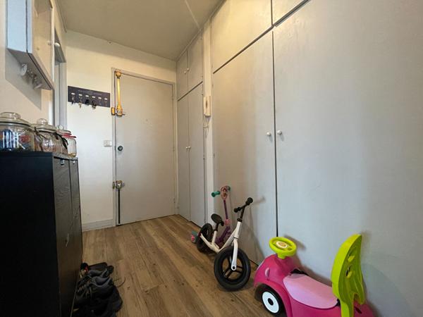 A Vendre, Box Fermé en sous-sol