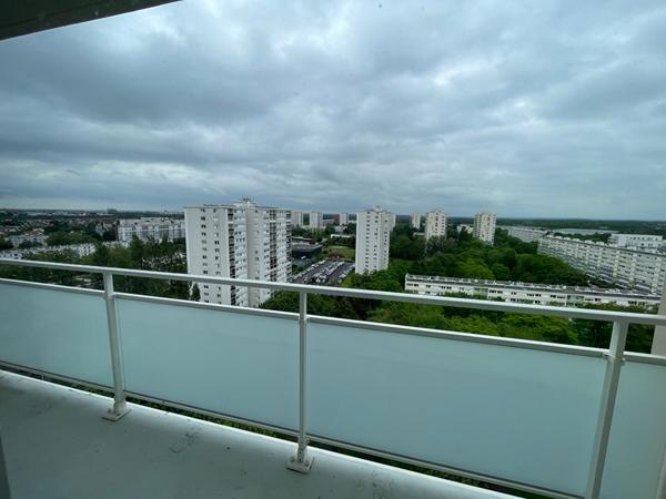 A Vendre, Box Fermé en sous-sol