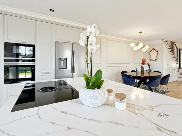 À vendre – Maison contemporaine d’exception – Récente – Prestations haut de gamme – Vue dégagée – Gouvernes – Sans travaux