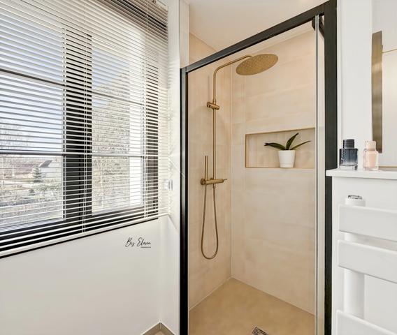 À vendre – Maison contemporaine d’exception – Récente – Prestations haut de gamme – Vue dégagée – Gouvernes – Sans travaux