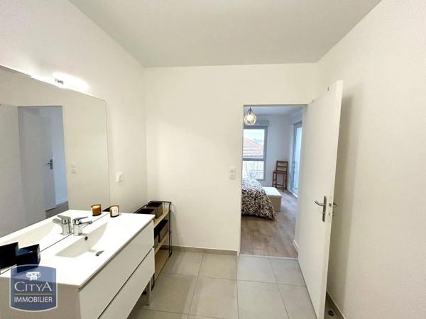 Appartement à louer 2 pièces 38.44m²