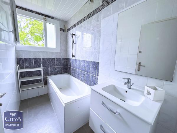 Appartement à vendre 5 pièces 75.68m² Le Mans (72100)
