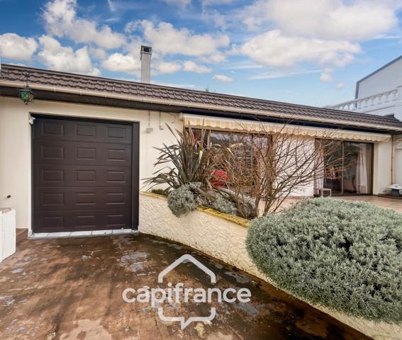 Maison familiale et polyvalente, à Ormesson-sur-Marne, au calme, 4 chambres, dépendance, 2 grands garages, terrain 496 m2