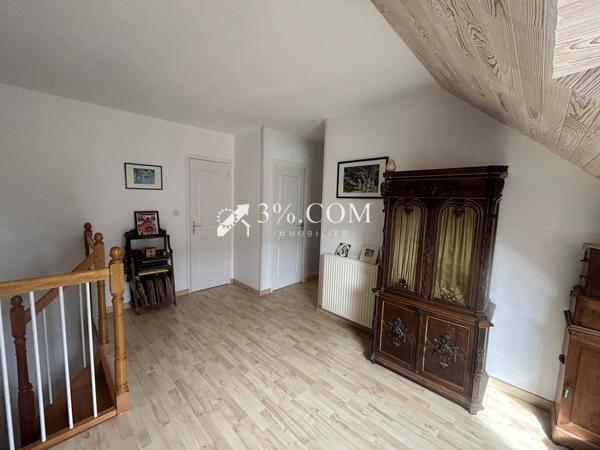 Maison 6 pièce(s) 4 chambre(s) 136 m²