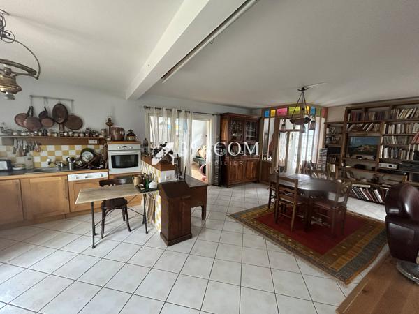 Maison 6 pièce(s) 4 chambre(s) 136 m²