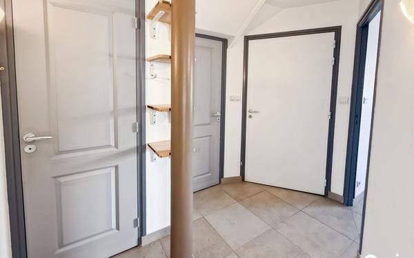 Appartement à vendre    3 pièces • 75,58 m2 Larmor-Plage